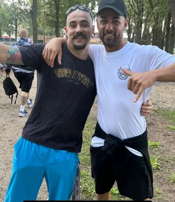 Fan con merch DIDI EARLY RAVE